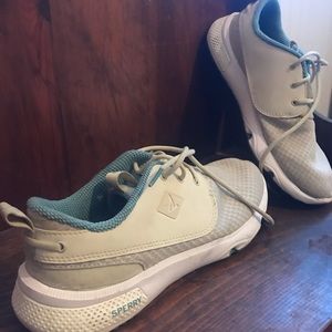 Sperry’s Tennis Shoes- Size 8